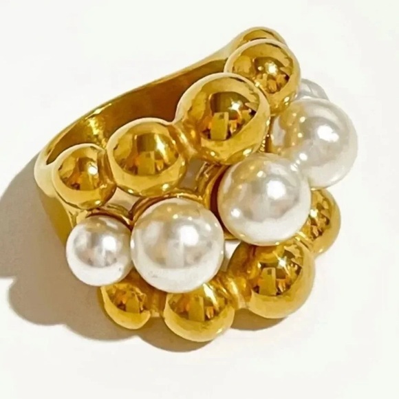 Baroque Pearl Gold Rings - Picture 7 of 11